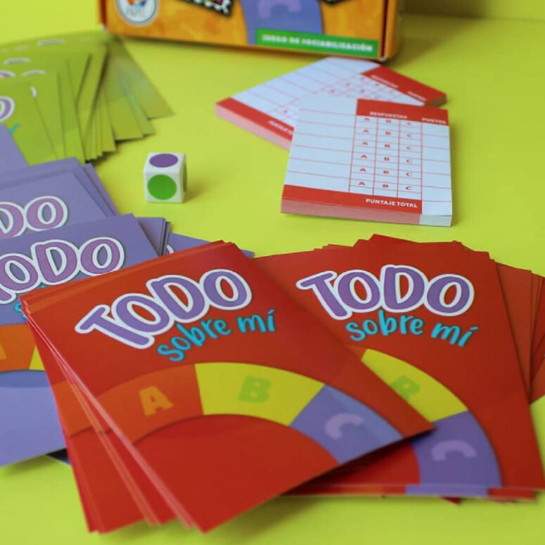 Todo sobre mi - Juego de Mesa - BARCO DE PAPEL